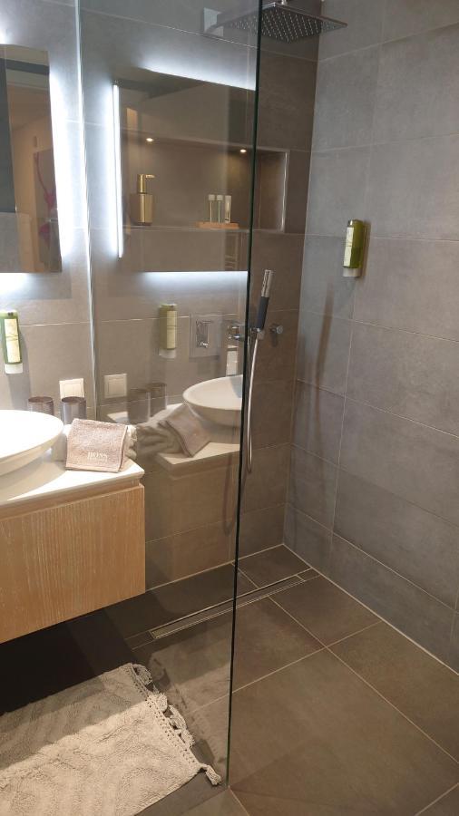 Maurers Schlierseetraum 6, Studio 455 mit 42 qm neu renoviert, Erdgeschoss mit Terrasse in ruhiger Lage am Kirchbichlweg 8 Exterior foto